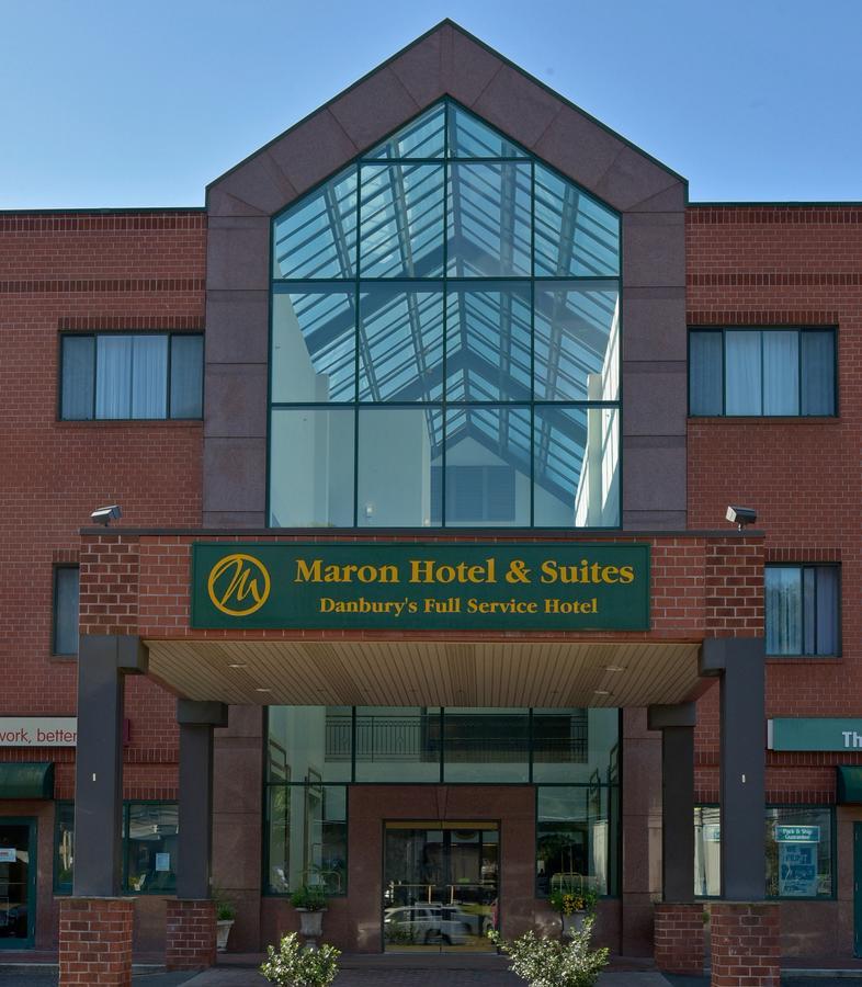 Maron Hotel & Suites Danbury Exterior photo